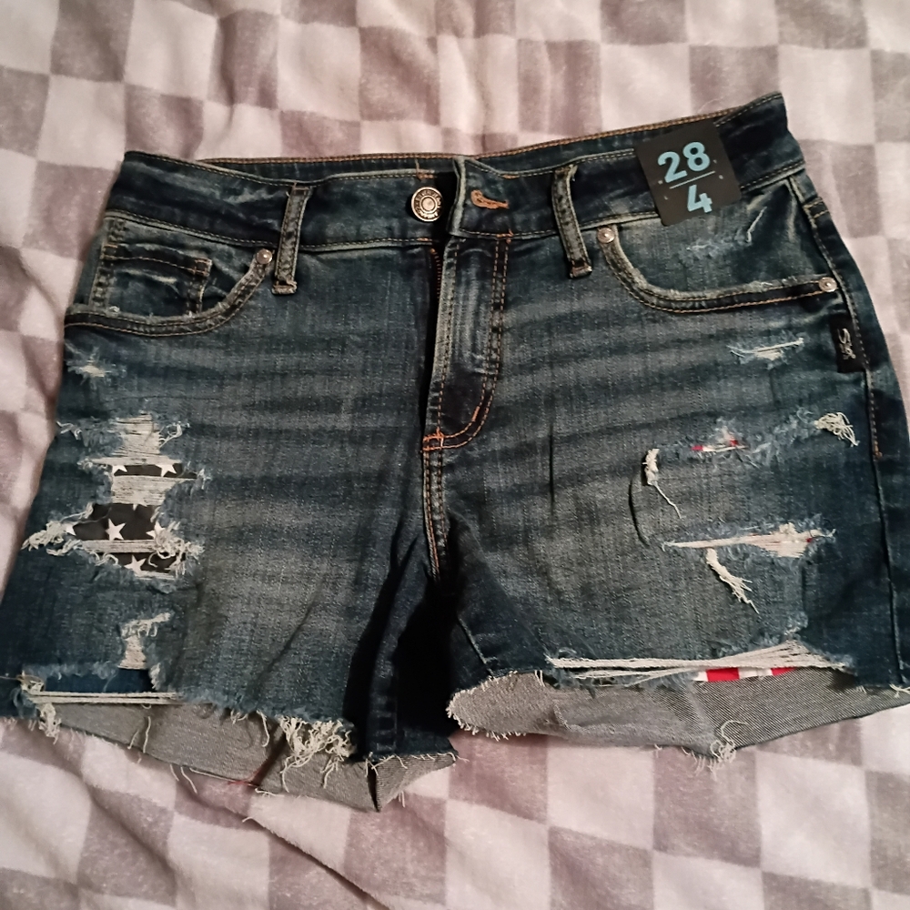 Mid Rise Boyfriend Shorts